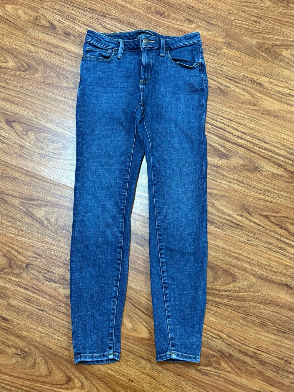 Calvin Klein Women’s Jeans Dark Blue Skinny Jeans - Size 6